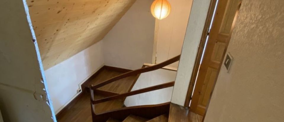 Maison 5 pièces de 87 m² à Ancizan (65440)