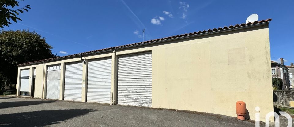 Immeuble de 265 m² à L'Hermenault (85570)