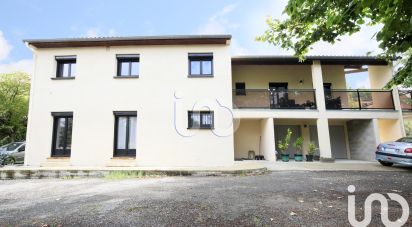 Traditional house 7 rooms of 196 m² in Castelginest (31780)