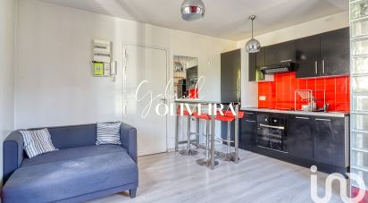 Duplex 2 rooms of 30 m² in Montmorency (95160)