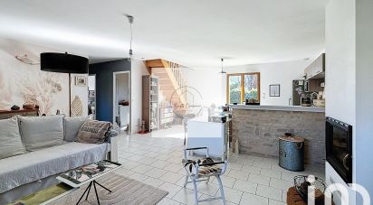 Maison 6 pièces de 94 m² à Saint-Ouen-sur-Iton (61300)