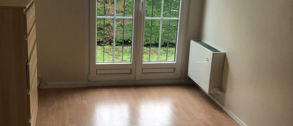 Maison 5 pièces de 105 m² à Saint-Pierre-lès-Nemours (77140)