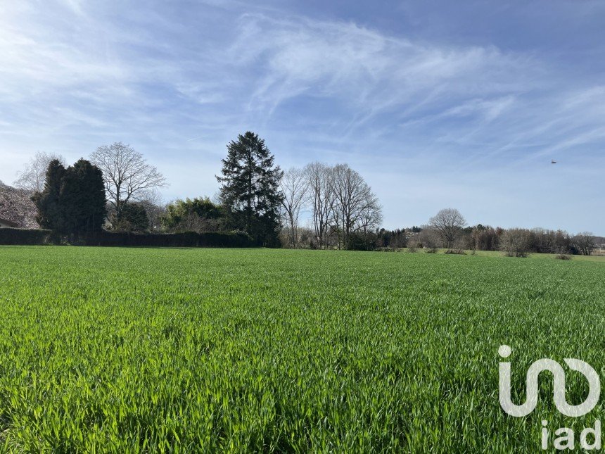 Terrain de 1 500 m² à Sarrouilles (65600)