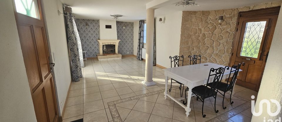 Maison 5 pièces de 140 m² à Thenay (36800)