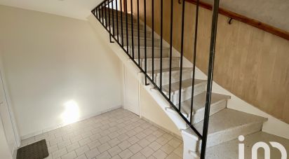 Maison traditionnelle 4 pièces de 84 m² à Meslay-du-Maine (53170)