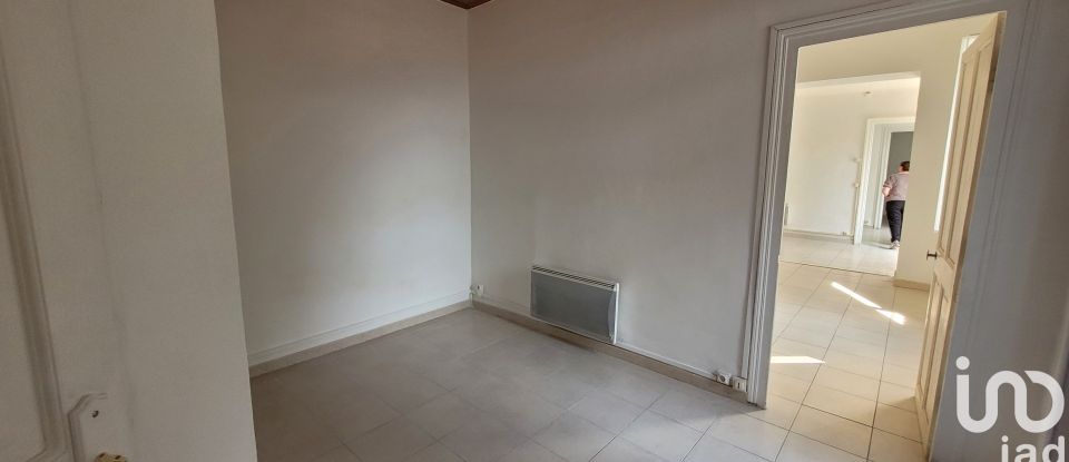 Maison de ville 4 pièces de 87 m² à Nîmes (30000)