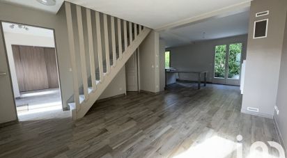 Pavillon 6 pièces de 164 m² à Nangis (77370)