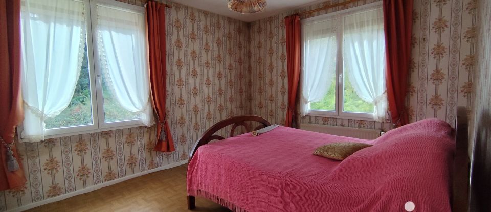 House 6 rooms of 98 m² in Hirson (02500)