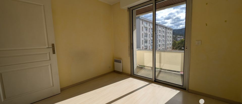 Duplex 4 pièces de 63 m² à Oyonnax (01100)