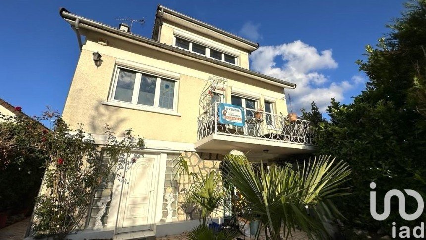 Vente Maison 150m² 7 Pièces à Fresnes (94260) - Iad France