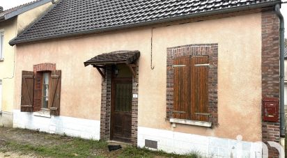 Traditional house 4 rooms of 54 m² in Esternay (51310)