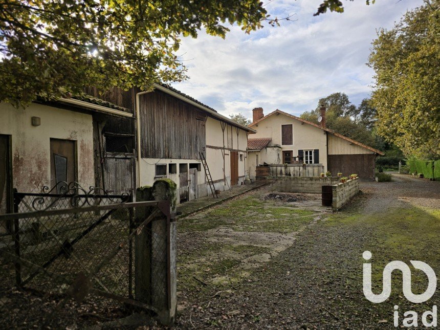 Ferme 5 pièces de 130 m² à Bascons (40090)