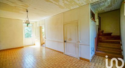 Traditional house 4 rooms of 70 m² in Hautefort (24390)