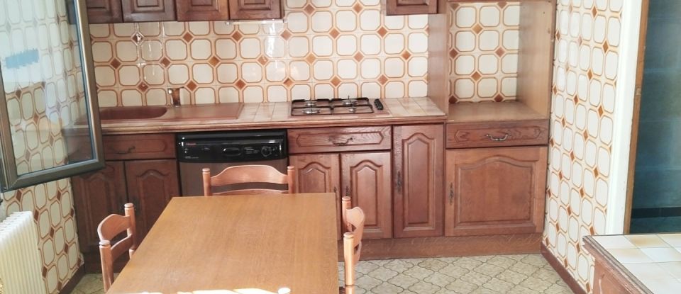 Traditional house 4 rooms of 80 m² in Cenon (33150)