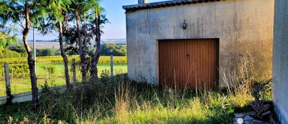 Maison 4 pièces de 76 m² à Saint-Bonnet-sur-Gironde (17150)