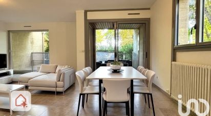 Apartment 5 rooms of 117 m² in Aix-en-Provence (13100)