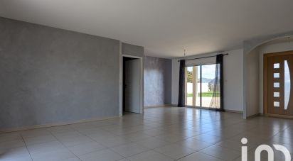 Pavillon 6 pièces de 137 m² à Louzy (79100)