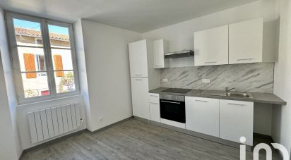 Maison 4 pièces de 62 m² à Ruffec (16700)