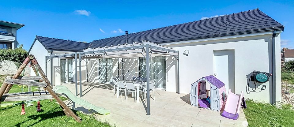 Maison 5 pièces de 122 m² à Ingré (45140)