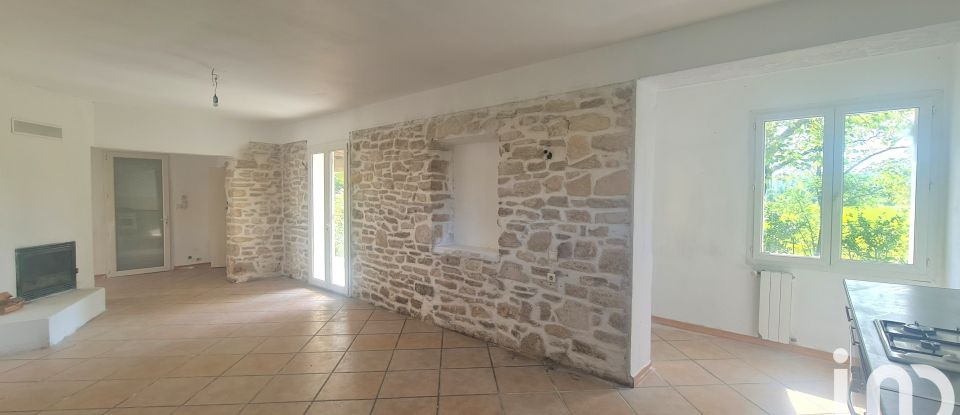 Maison 3 pièces de 86 m² à Saint-Privat-des-Vieux (30340)