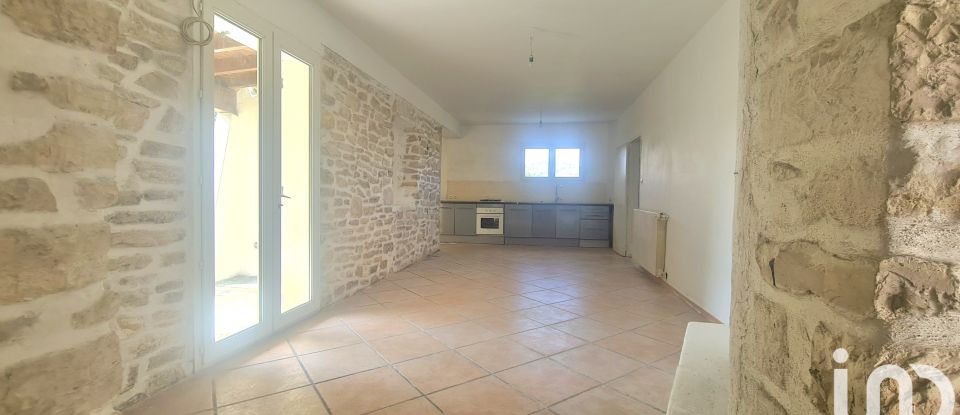 Maison 3 pièces de 86 m² à Saint-Privat-des-Vieux (30340)