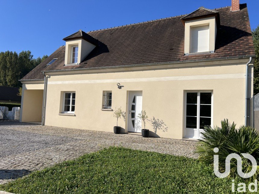 Traditional house 7 rooms of 140 m² in Saint-Vaast-de-Longmont (60410)