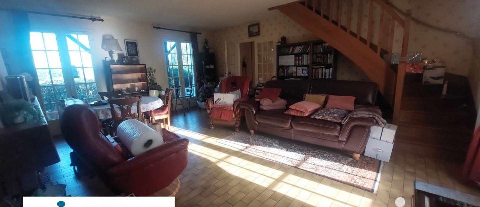 Traditional house 6 rooms of 153 m² in Lailly-en-Val (45740)