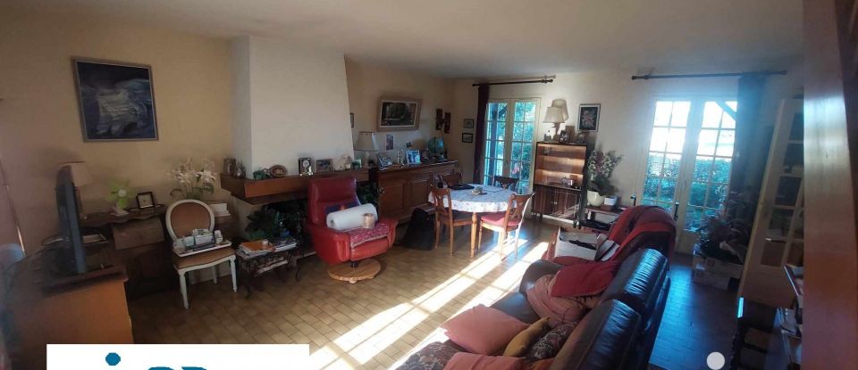 Traditional house 6 rooms of 153 m² in Lailly-en-Val (45740)