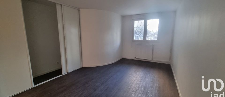 Apartment 3 rooms of 73 m² in Sevran (93270)