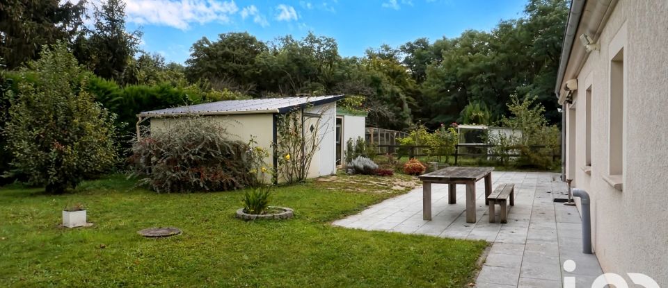 Maison traditionnelle 4 pièces de 130 m² à Le Bignon-Mirabeau (45210)