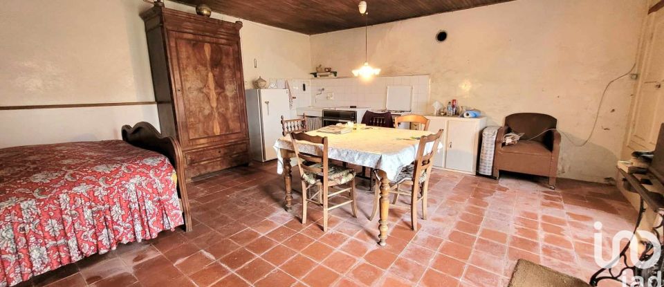 Country house 2 rooms of 40 m² in Fleuré (86340)