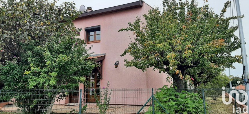 House 5 rooms of 99 m² in Montrabé (31850)