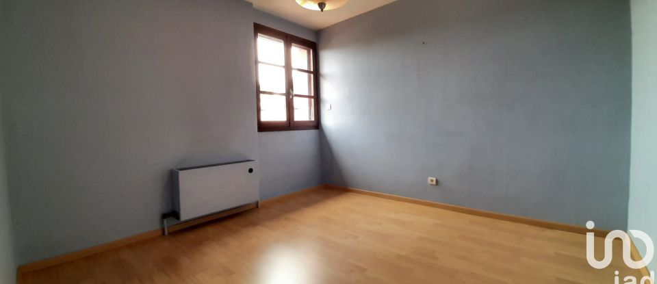 House 5 rooms of 99 m² in Montrabé (31850)