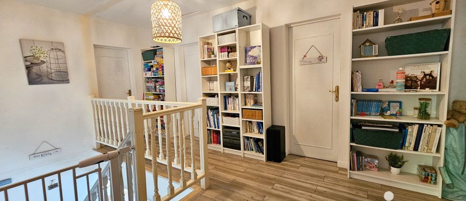 Maison 8 pièces de 198 m² à Vaux-sur-Seine (78740)