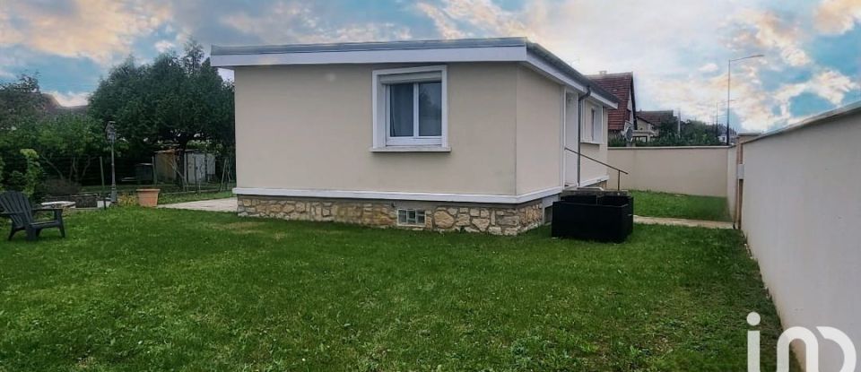 Maison traditionnelle 3 pièces de 90 m² à Melun (77000)