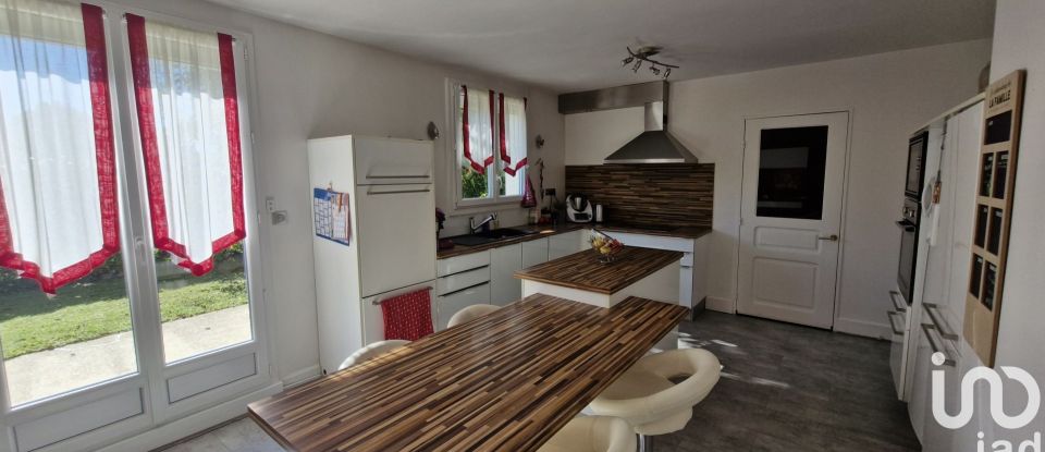 Maison 6 pièces de 160 m² à Saint-André-les-Vergers (10120)