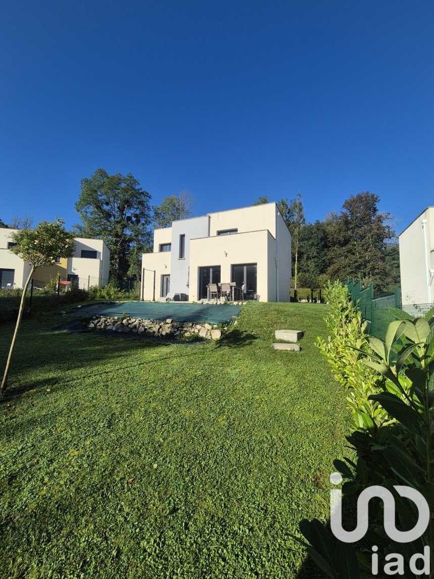 Architect house 4 rooms of 100 m² in La Ferté-sous-Jouarre (77260)