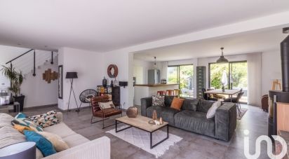 Maison 6 pièces de 149 m² à Carrières-sur-Seine (78420)