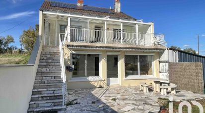 House 4 rooms of 139 m² in Saint-Genouph (37510)