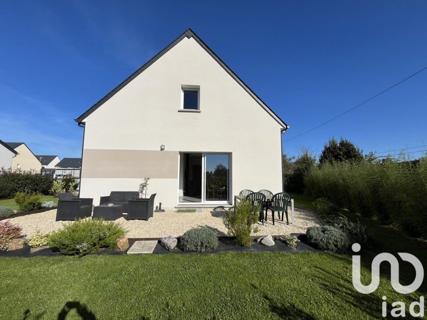 Maison traditionnelle 4 pièces de 91 m² à Bréhal (50290)