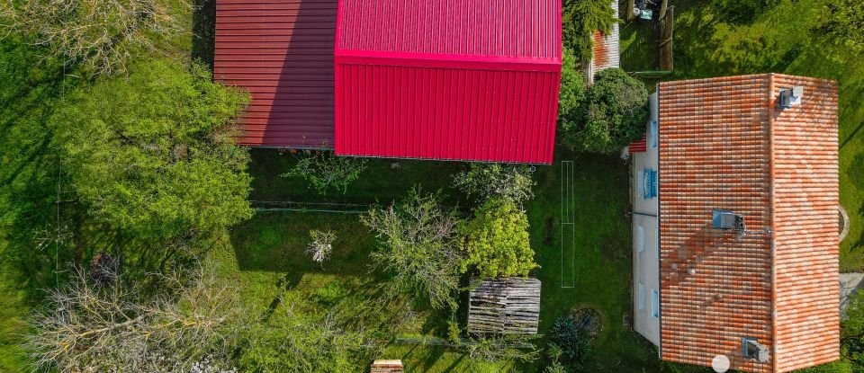 Maison de campagne 6 pièces de 105 m² à Vilhonneur (16220)