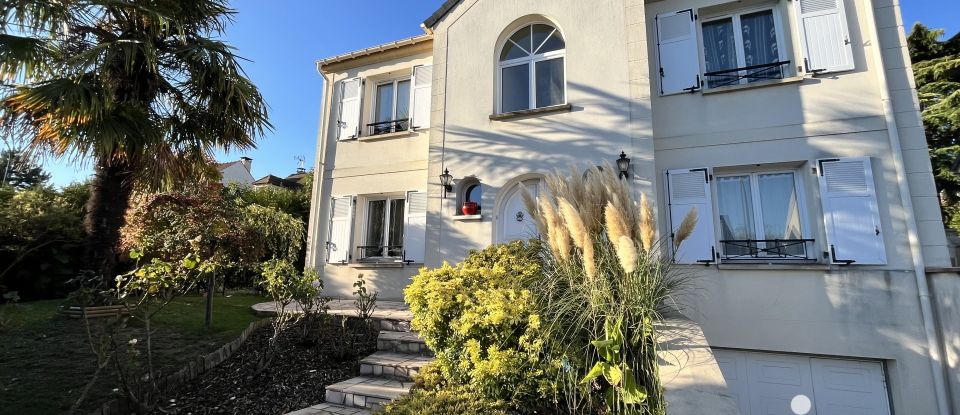 Maison 6 pièces de 144 m² à Argenteuil (95100)