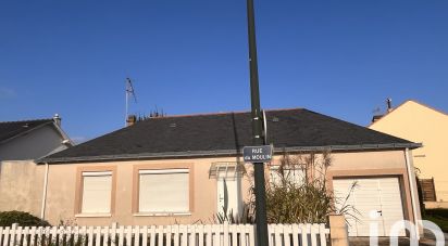 Traditional house 4 rooms of 65 m² in Bouguenais (44340)