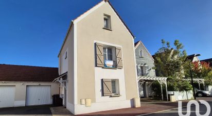 House 4 rooms of 90 m² in Saint-Pierre-du-Perray (91280)