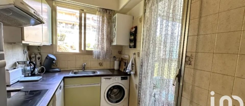 Appartement 4 pièces de 87 m² à Antibes (06600)