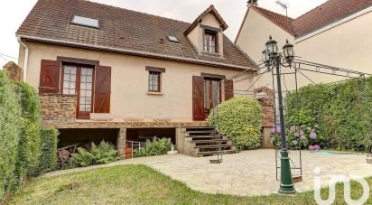 Traditional house 6 rooms of 118 m² in Igny (91430)