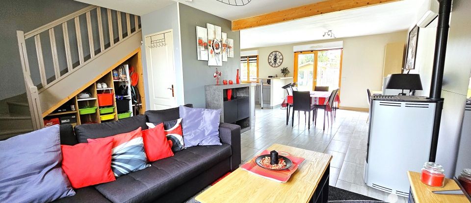 Maison 5 pièces de 90 m² à Auneau-Bleury-Saint-Symphorien (28700)