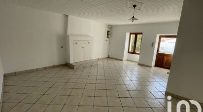 Longère 4 pièces de 81 m² à - (85340)