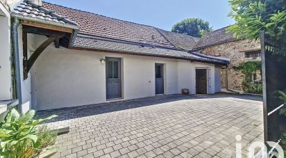 Longère 5 pièces de 102 m² à Perthes (77930)