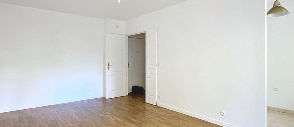 Appartement 2 pièces de 44 m² à Courbevoie (92400)